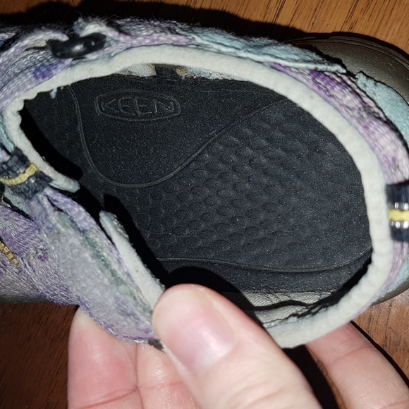 Keen Newport H2 Waterproof Hiking Outdoor Purple Floral Blue Sandals - Picture 12 of 16
